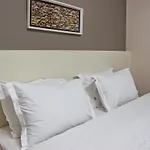 Aparthotel Juno 4*