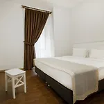 Juno Apartmanhotel
