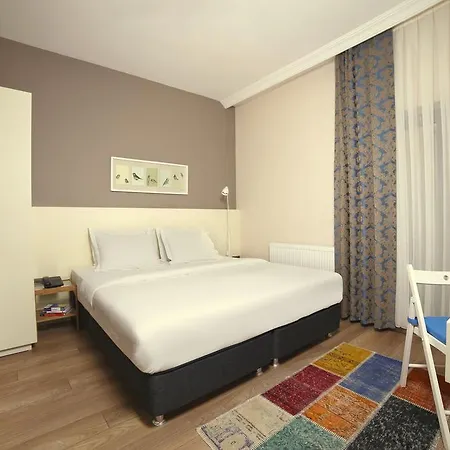 Juno Istanbul